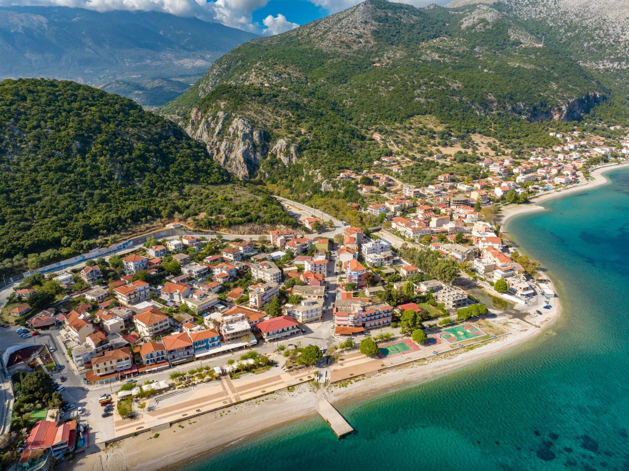 Odysseus Palace Poros  Eksteriør billede